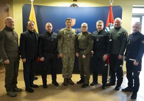 Lietuvos kariuomenė atnaujino bendradarbiavimo sutartis su institucijomis - 1