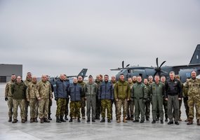 Trijų Baltijos, Šiaurės šalių ir Lenkijos Karinių oro pajėgų vadų ir vyriausiųjų puskarininkių... - 3