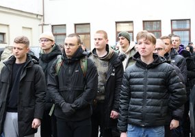 Nuolatinę privalomąją pradinę karo tarnybą Lietuvos kariuomenėje pradėjo 155 jaunuoliai - 1