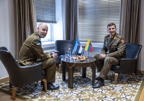 Pirmojo Estijos kariuomenės vado vizito metu daug dėmesio skirta patirties dalinimuisi - 7