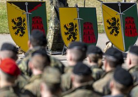 Vokietijos 45-oji brigada pradeda veiklą Lietuvoje, įsikuria Nemenčinėje - 1