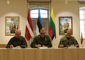 Baltijos valstybių kariuomenių štabų viršininkai aptarė bendradarbiavimo klausimus - 1