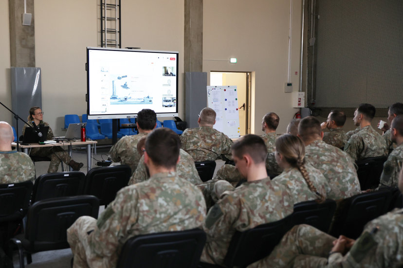 Vyksta Sausumos pajėgų Ryšių ir informacinių sistemų mokomasis periodas