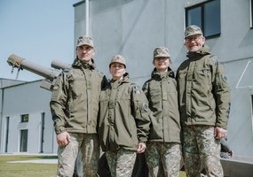 Prisiekė 8-ojo Bazinio komendantinių vienetų rengimo kurso kariai - 11