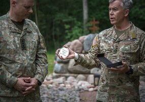 Lietuvoje lankosi JAV Specialiųjų operacijų pajėgų vadas: bendradarbiavimas stiprina regiono saugumą - 7