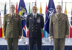 Gen. ltn. Remigijus Baltrėnas pradėjo vykdyti NATO tarptautinio karinio štabo generalinio... - 3