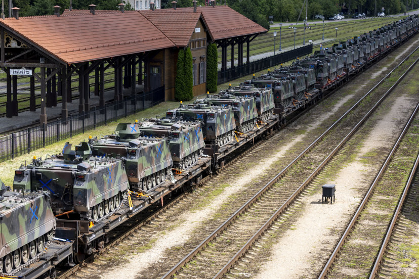 Combined deployment to Pabradė Training Area rehearsed at Exercise King’s Strike 2025  