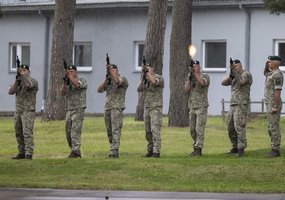 Depų tarnybai suteiktas Divizijos generolo Jono Sutkaus vardas ir įteikta vieneto vėliava - 4