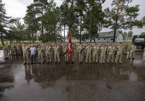 Depų tarnybai suteiktas Divizijos generolo Jono Sutkaus vardas ir įteikta vieneto vėliava - 12