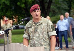 Krašto apsaugos savanorių pajėgų 1-ai rinktinei vadovauti pradėjo plk. ltn. Skomantas Povilionis - 2