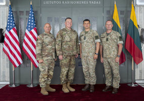 Chief of Defence General Raimundas Vaikšnoras discussed security with Supreme Allied Commander... - 5