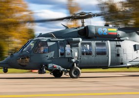 The new UH-60M Black Hawks of the Lithuanian Armed Forces surged for their first flight  - 2