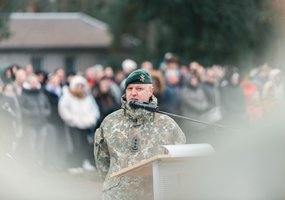 Mokomajame pulke prisiekė per 370 nuolatinės privalomosios pradinės karo tarnybos karių - 2