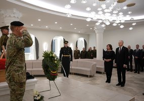 Pagerbtas ir išlydėtas Lietuvoje miręs Belgijos karys - 2