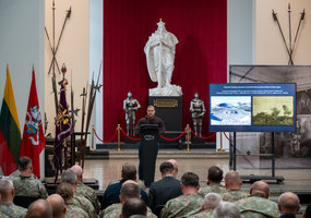 Įvyko kasmetinė Karo istorijos konferencija „Nuo piliakalnių ir kūlgrindų iki dronų ir robotų“ - 6