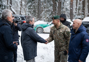 Danijos karališkoji pora lankėsi Krašto apsaugos savanorių pajėgų pratybose - 1