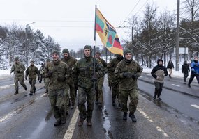 Įvyko 34-asis pagarbos bėgimas „Gyvybės ir mirties keliu“, kuriuo pagerbtos Sausio 13-osios aukos - 15
