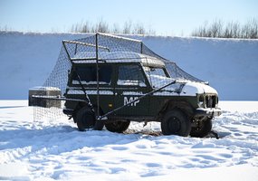 Kariai išbandė naujai sukurtus apsauginius transporto priemonių tinklus nuo bepiločių orlaivių - 1