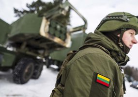 Tęsiamas pasiruošimas HIMARS sistemų integracijai į Lietuvos kariuomenę, vykdomi koviniai šaudymai - 6