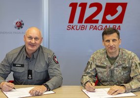 Lietuvos kariuomenė atnaujino bendradarbiavimo priemonių planus su statutinėmis institucijomis - 8