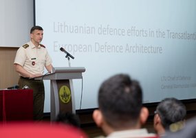 Chief of Defence of Lithuania paid a return visit to Singapore, focused on the transatlantic... - 1
