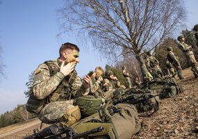 Aktyviojo rezervo kariai kartotinius mokymus užbaigė lauko taktikos pratybomis „Ulono skydas“ - 6