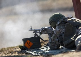 Aktyviojo rezervo kariai kartotinius mokymus užbaigė lauko taktikos pratybomis „Ulono skydas“ - 8