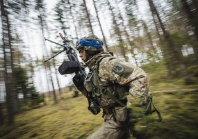 Aktyviojo rezervo kariai kartotinius mokymus užbaigė lauko taktikos pratybomis „Ulono skydas“ - 1
