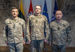 Vrš. Jonui Giedraičiui suteiktas aukščiausias puskarininkio laipsnis - 2
