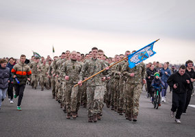 Lietuvos įstojimo į NATO metinės paminėtos bėgimu: „Runway Run 2026“ subūrė tūkstančius dalyvių - 2
