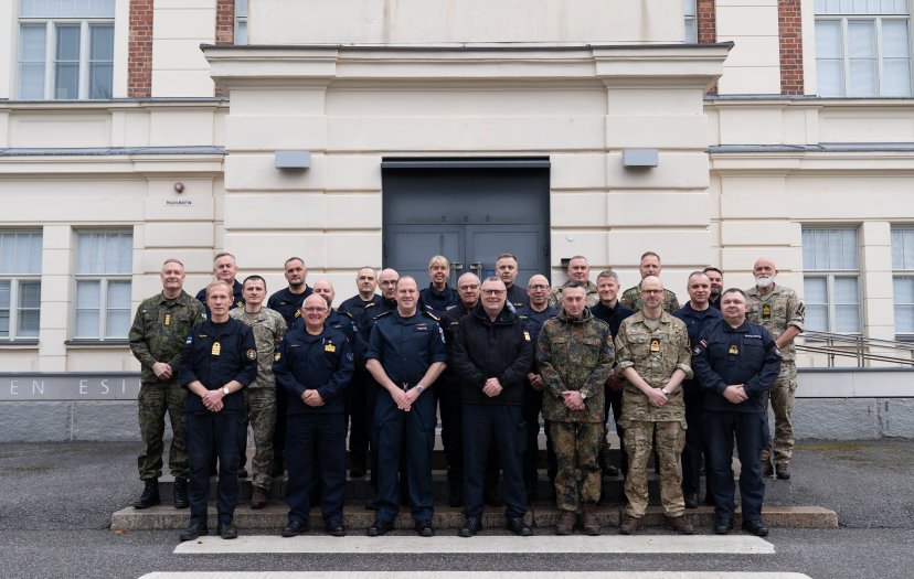 Karinių jūrų pajėgų vadas ir vyriausiasis puskarininkis dalyvavo NATO susitikime Suomijoje 