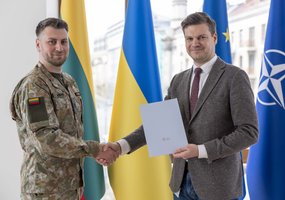 Lietuvos kariuomenės kariai apdovanoti už indėlį stiprinant radiacinės stebėsenos pajėgumus - 2