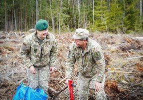 Nacionaliniame miškasodyje dalyvavo ir šimtai Lietuvos karių - 16