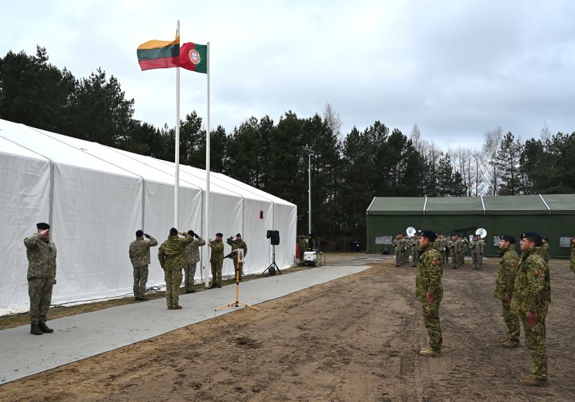 Kairiuose įvyko Portugalijos Karinių jūrų pajėgų fuzilierių 9-osios rotacijos rikiuotė