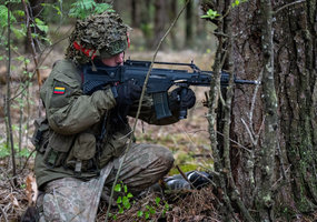 Baigėsi tarptautinės pratybos „Geležinis Vilkas 2026“: išbandytas dronų panaudojimas gynyboje bei... - 2
