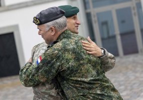 Lietuvoje aptarti iššūkių regione susirinko Šiaurės Europos kariuomenių vadai - 6
