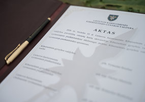 Kibernetinės gynybos valdybos vyriausiajam puskarininkiui įteiktas spontonas - 1