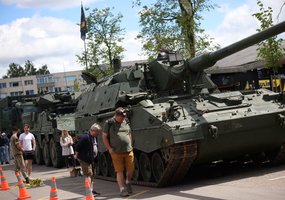 Birželio 6-ąją „Geležinio Vilko“ dvasia susijungė su Panevėžio miesto ritmu - 6