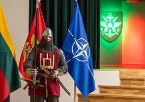 Gynybos štabo vyriausiuoju puskarininkiu paskirtas seržantas majoras Alvydas Tamošiūnas - 1