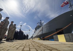 Lithuanian officer assumes command of the Standing NATO Mine Countermeasures Group 1  - 5