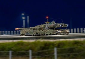 Išbandytas pajėgų perdislokavimo scenarijus: Lietuvos keliais riedėjo Vokietijos tankai ir kita... - 3