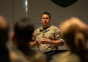 Brigadoje „Geležinis Vilkas“ lankėsi būsimieji Vokietijos kariuomenės medicinos būrių vadai - 4