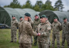 Baigėsi tarptautinės snaiperių pratybos „Baltijos angies kirtis 26“  - 14