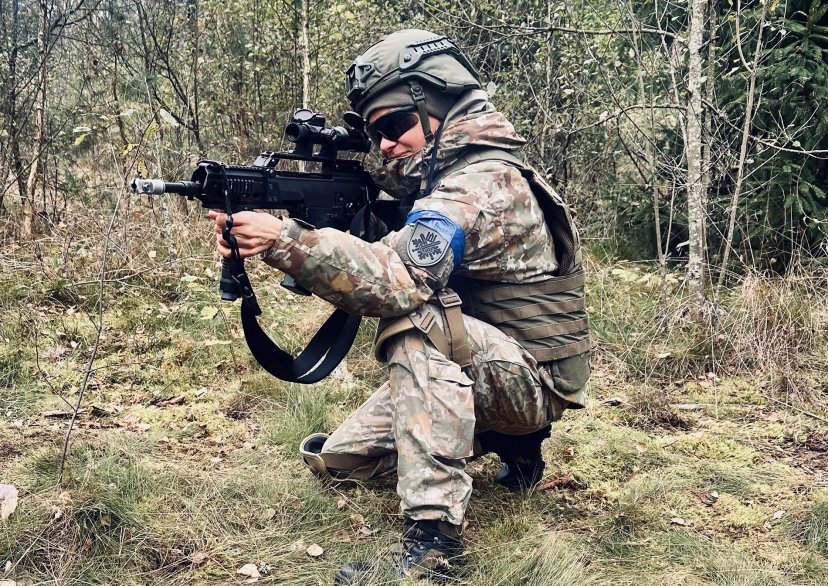 Bėgimo trasose ir vėl žibanti Vaida Žūsinaitė: dėvėti uniformą man yra garbė